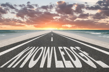 【大连8天215人感染:多人为大学生,大连8天215人感染多人为大学生接触】