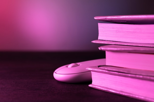 【大连8天215人感染:多人为大学生,大连8天215人感染多人为大学生接触】