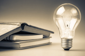 【辽宁一高校8天内309人感染,辽宁高校首批学生返校】